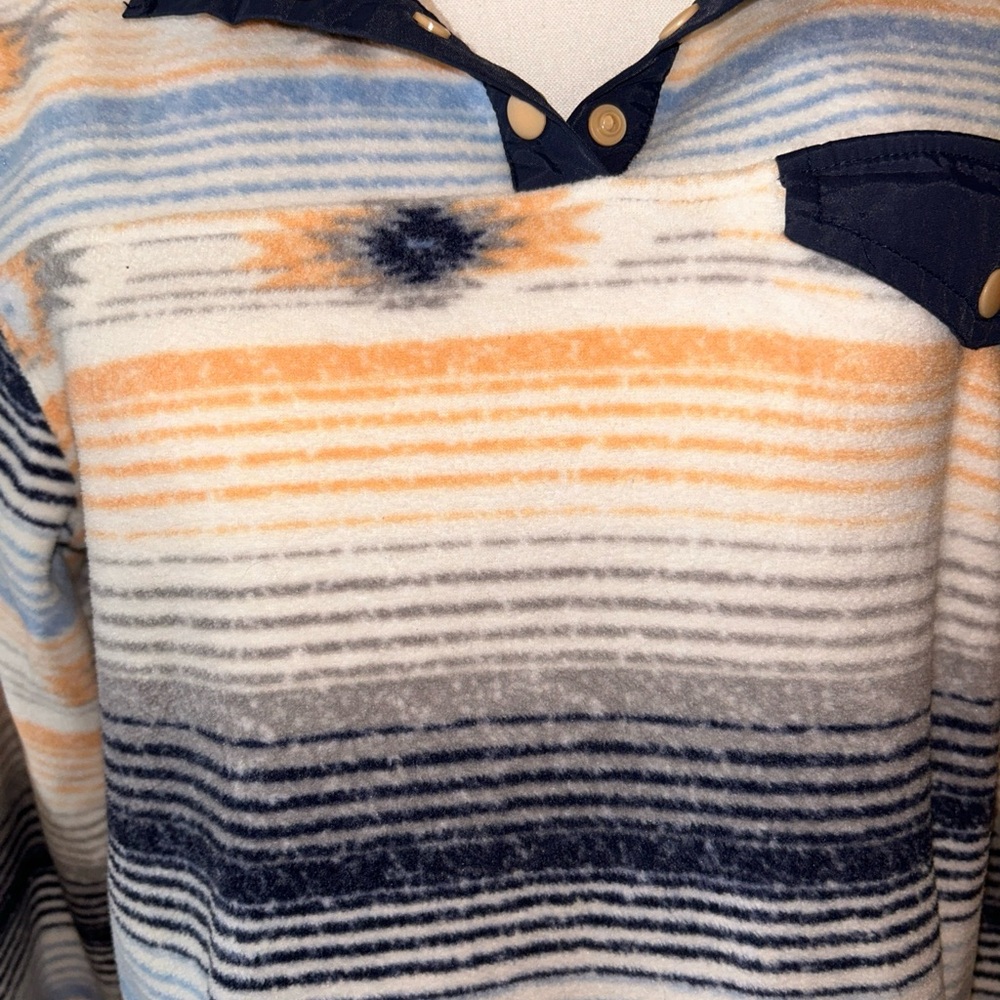 🔥🔥SOLD🔥🔥Womens Cinch Quarter Snap Sleeve Pullover Stripe Sz Medium Aztec - Picture 7 of 8